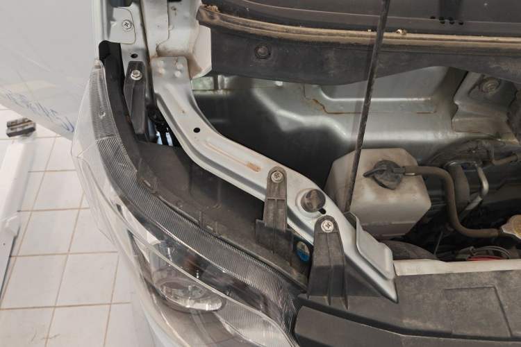 Used CHANGAN KAICHENG Star 5 2022 1.4L Classic Edition Passenger Vehicle JL473Q3 Engine Bay Right