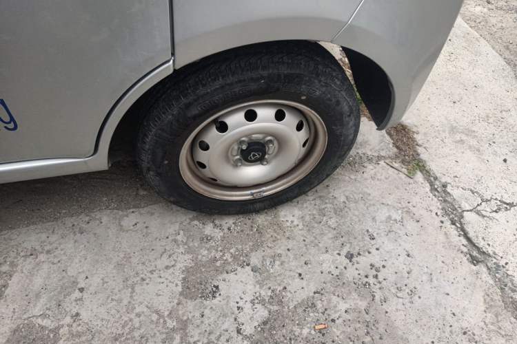 Used CHANGAN KAICHENG Star 5  Right Front Wheel Hub