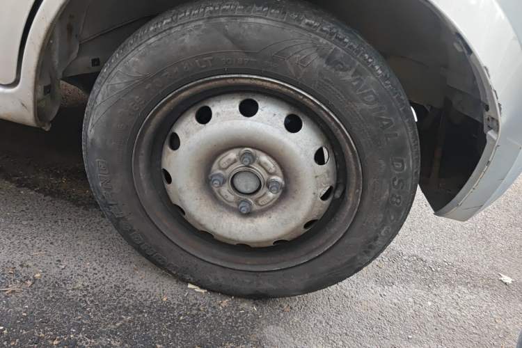 Used CHANGAN KAICHENG Star 5 2022 1.4L Classic Edition Van JL473Q3 Right Front Wheel Hub