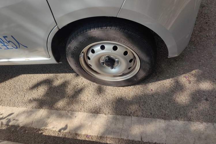 Used CHANGAN KAICHENG Star 5 2022 1.4L Classic Edition Passenger Vehicle JL473Q3 Right Front Wheel Hub