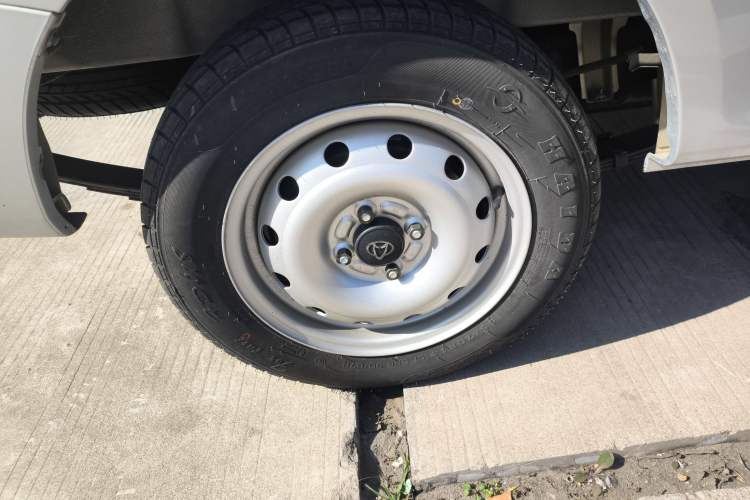 Used CHANGAN KAICHENG Star 5 2022 1.4L Classic Edition Passenger Vehicle JL473Q3 Right Rear Wheel Hub