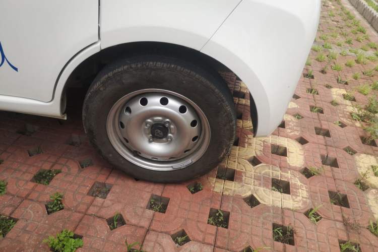Used CHANGAN KAICHENG Star 5 2022 1.4L Classic Edition Passenger Vehicle JL473Q3 Right Front Wheel Hub