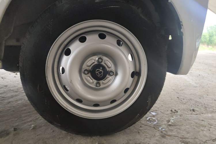 Used CHANGAN KAICHENG Star 5 2022 1.4L Classic Edition Passenger Vehicle JL473Q3 Right Front Wheel Hub