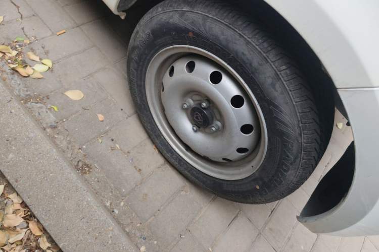 Used CHANGAN KAICHENG Star 5 2022 1.4L Value Edition Van JL473Q3 Right Front Wheel Hub
