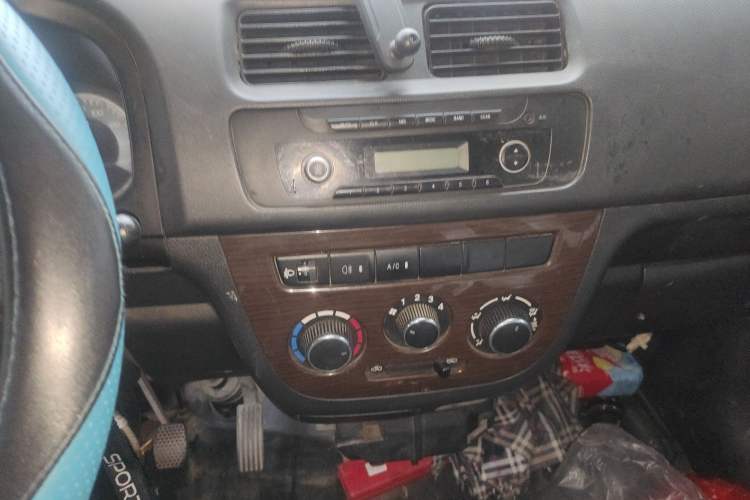Used CHANGAN KAICHENG Star 7 2014 1.4L Base Version E14V Audio And AC Panel