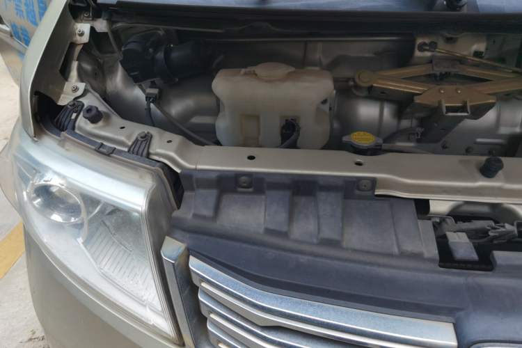 Used CHANGAN KAICHENG Star 7 2014 1.4L Base Version E14V Engine Bay Right