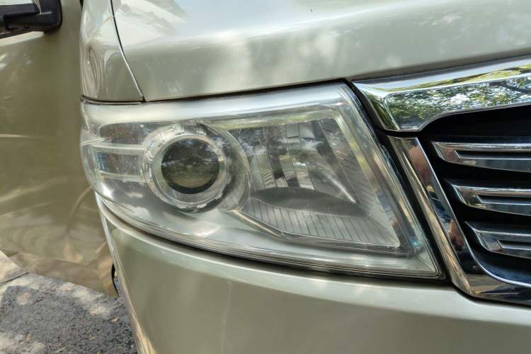 Used CHANGAN KAICHENG Star 7 2014 1.4L Elite Version E14V Right Front Headlight