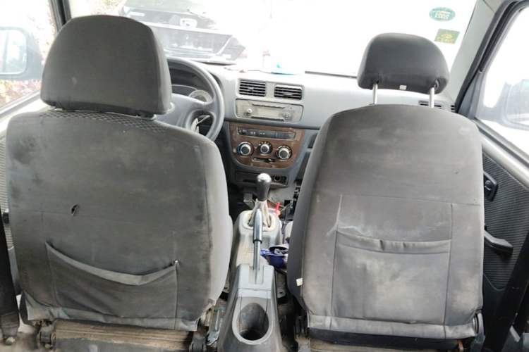 Used CHANGAN KAICHENG Star 7 2014 1.4L Base Version E14V Center Console