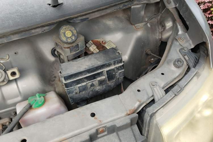 Used CHANGAN KAICHENG Star 7 2014 1.4L Base Version E14V Engine Bay Left
