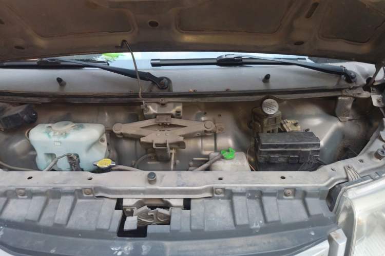 Used CHANGAN KAICHENG Star 7 2014 1.4L Base Version E14V Engine Bay