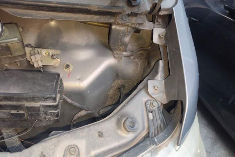 Used CHANGAN KAICHENG Star 7 2014 1.4L Base Version E14V Engine Bay Left