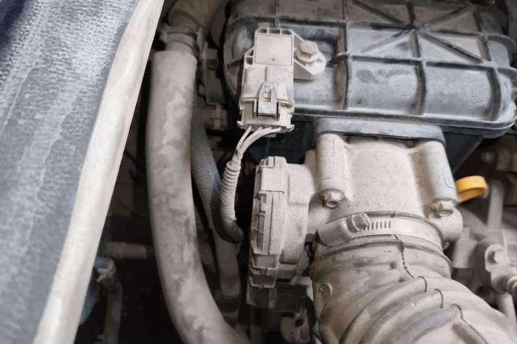 Used CHANGAN KAICHENG Star 7 2014 1.4L Base Version E14V Engine Bay Right