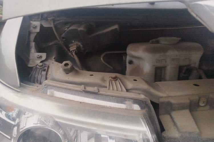 Used CHANGAN KAICHENG Star 7 2014 1.4L Base Version E14V Engine Bay Right