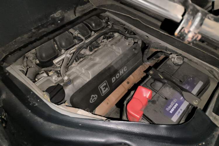 Used CHANGAN KAICHENG Star 7 2014 1.4L Base Version E14V Engine Bay Right