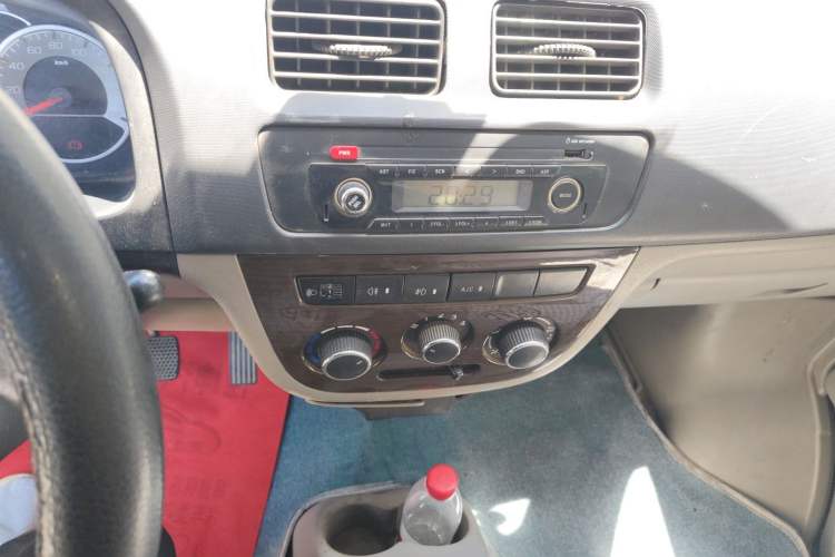 Used CHANGAN KAICHENG Star 7 2014 1.4L Comfort Edition E14V Audio And AC Panel