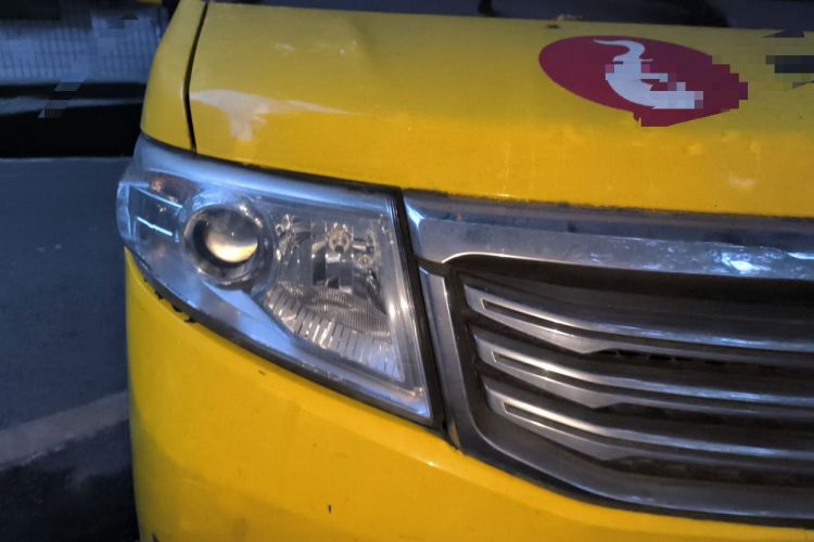 Used CHANGAN KAICHENG Star 7 2014 1.4L Elite Version E14V Right Front Headlight