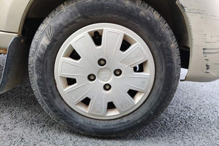 Used CHANGAN KAICHENG Star 7  Right Front Wheel Hub