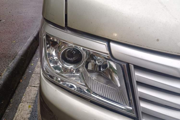 Used CHANGAN KAICHENG Star 9 2020 1.5L Basic Van Transporter 2 Seats China VI Standard DAM15KR Right Front Headlight