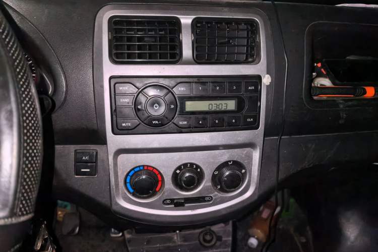 Used CHANGAN KAICHENG Star 9 2015 1.5L Base Version 4G15S Audio And AC Panel