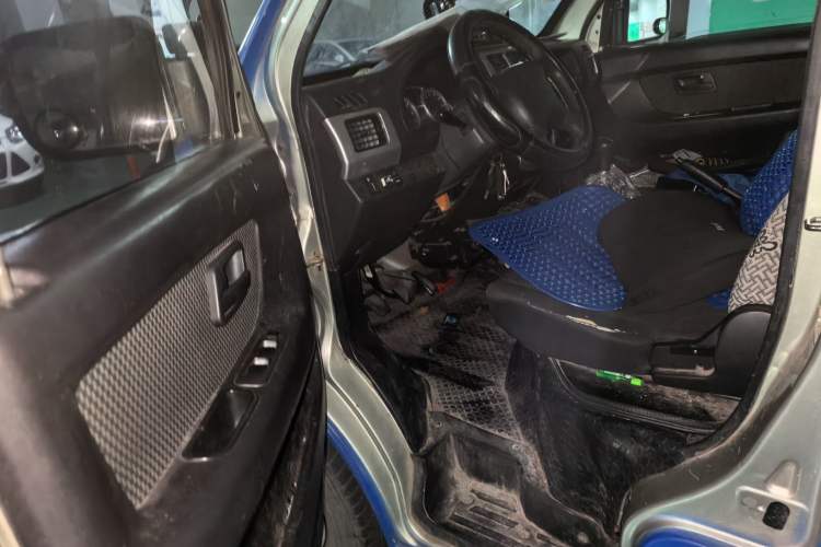 Used CHANGAN KAICHENG Star 9 2015 1.5L Base Version 4G15S Driver Seat