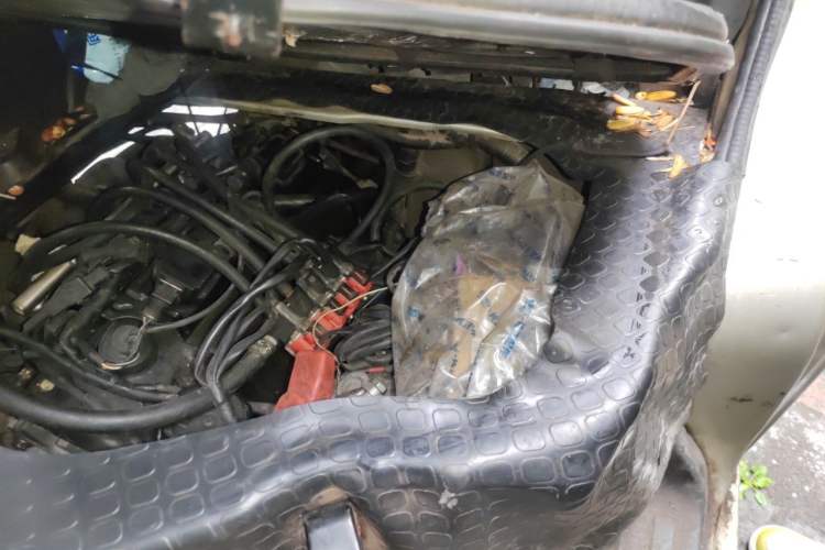 Used CHANGAN KAICHENG Star 9 2015 1.5L Base Version 4G15S Engine Bay Left