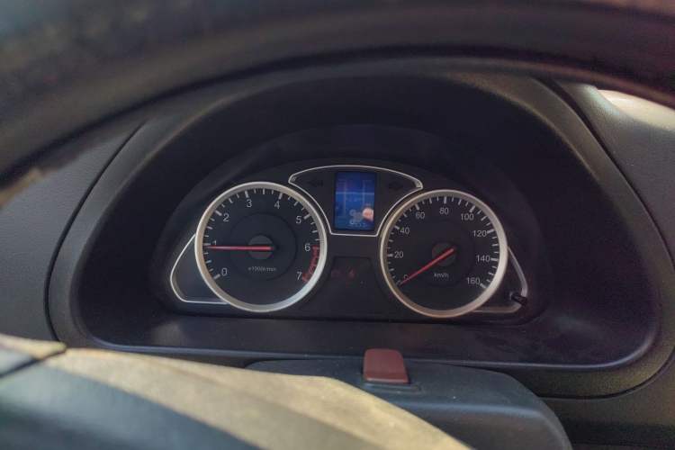 Used CHANGAN KAICHENG Star 9 2015 1.5L Base Version 4G15S Instrument Cluster