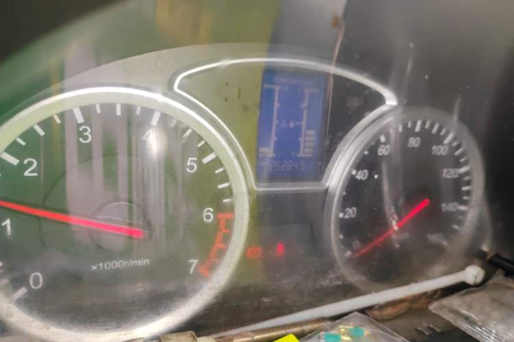 Used CHANGAN KAICHENG Star 9 2015 1.5L Base Version 4G15S Odometer Close Up