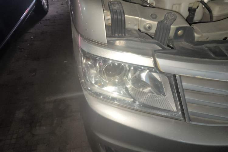 Used CHANGAN KAICHENG Star 9 2015 1.5L Base Version 4G15S Right Front Headlight