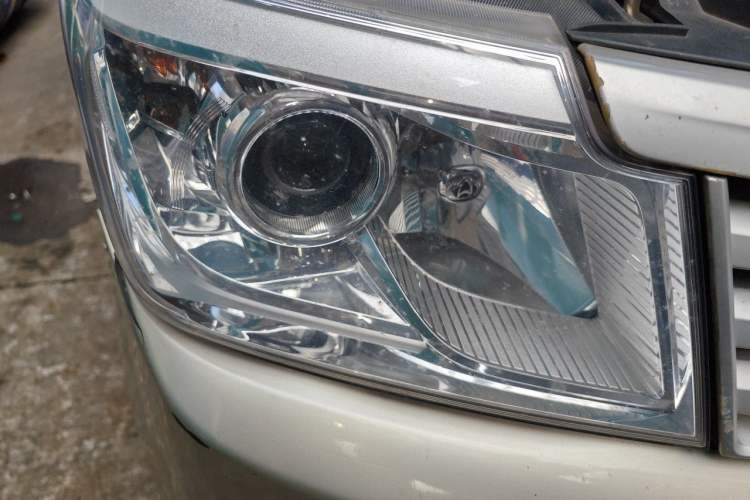 Used CHANGAN KAICHENG Star 9 2015 1.5L Base Version 4G15S Right Front Headlight