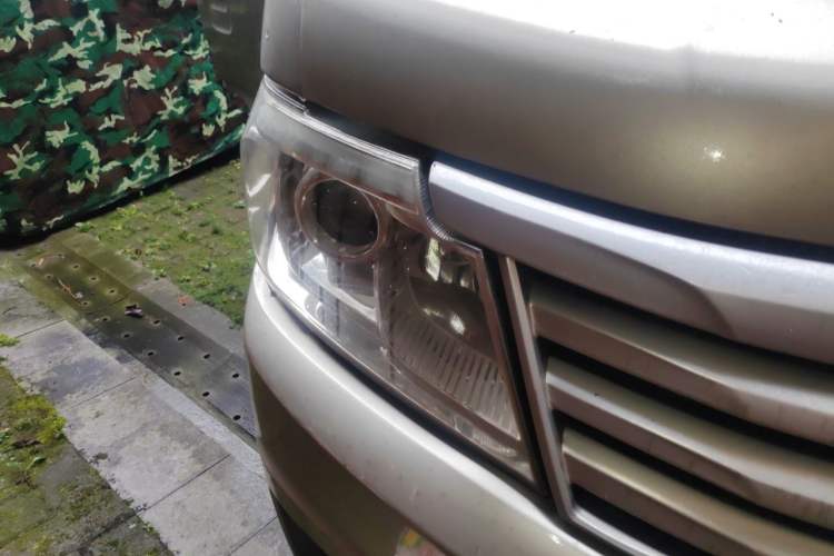 Used CHANGAN KAICHENG Star 9 2015 1.5L Base Version 4G15S Right Front Headlight