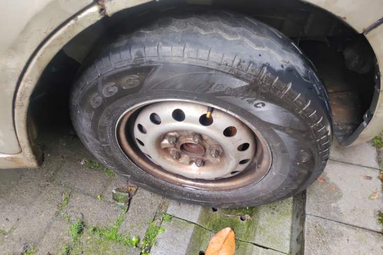 Used CHANGAN KAICHENG Star 9 2015 1.5L Base Version 4G15S Right Front Wheel Hub