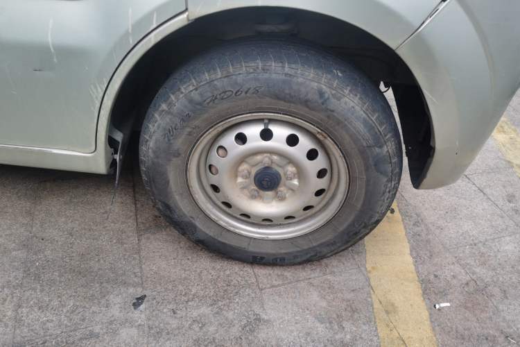 Used CHANGAN KAICHENG Star 9 2015 1.5L Standard 4G15S Right Front Wheel Hub