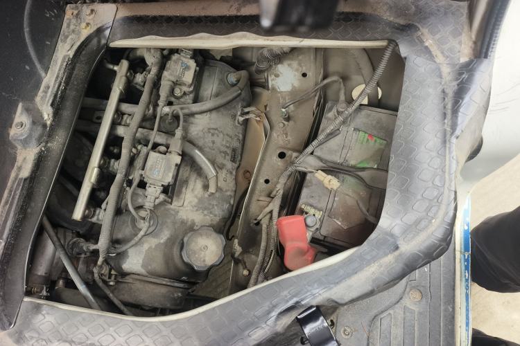 Used CHANGAN KAICHENG Star 9 2015 1.5L Base Version 4G15S Engine Bay Left