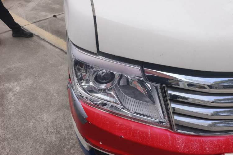 Used CHANGAN KAICHENG Star 9 2015 1.5L Base Version 4G15S Right Front Headlight