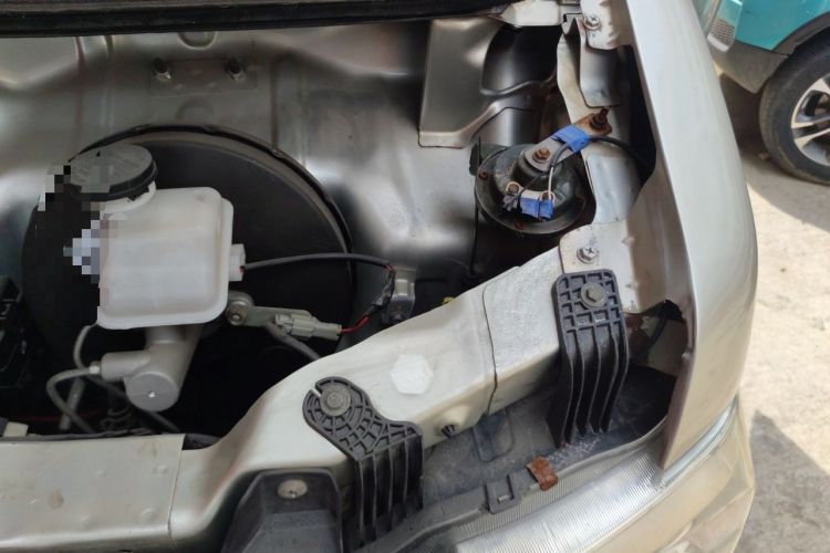 Used CHANGAN KAICHENG Star 9 2015 1.5L Base Version 4G15S Engine Bay Left