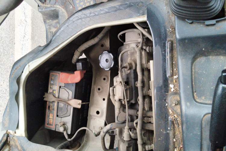 Used CHANGAN KAICHENG Star 9 2015 1.5L Base Version 4G15S Engine Bay Left