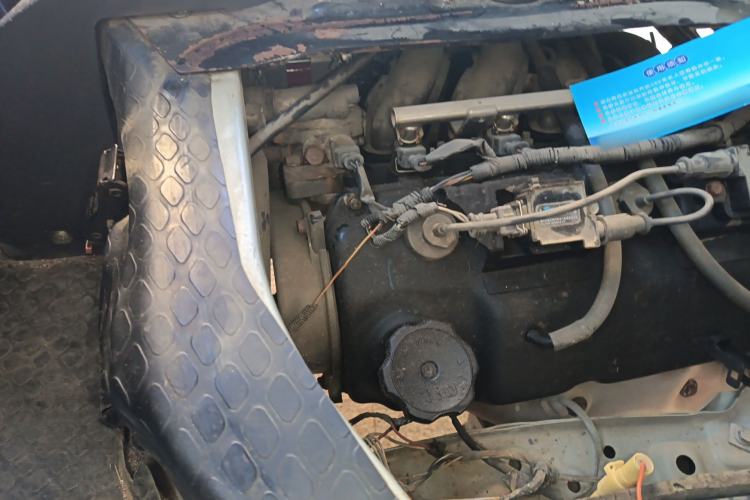 Used CHANGAN KAICHENG Star 9 2015 1.5L Base Version 4G15S Engine Bay Right