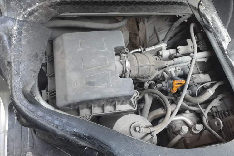 Used CHANGAN KAICHENG Star 9 2015 1.5L Base Version 4G15S Engine Bay Right