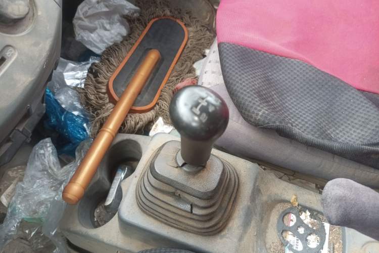 Used CHANGAN KAICHENG Star 9 2015 1.5L CNG Base Version 4G15S Gear Lever