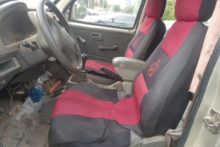 Used CHANGAN KAICHENG Star 9 2015 1.5L CNG Base Version 4G15S Left Front Seat