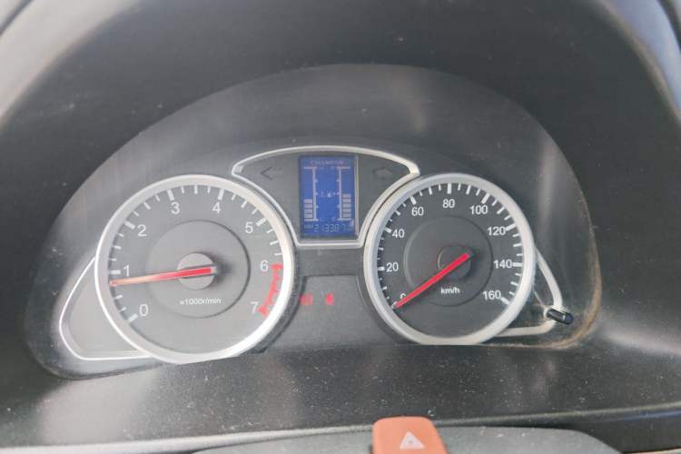 Used CHANGAN KAICHENG Star 9 2015 1.5L Base Version 4G15S Odometer Close Up