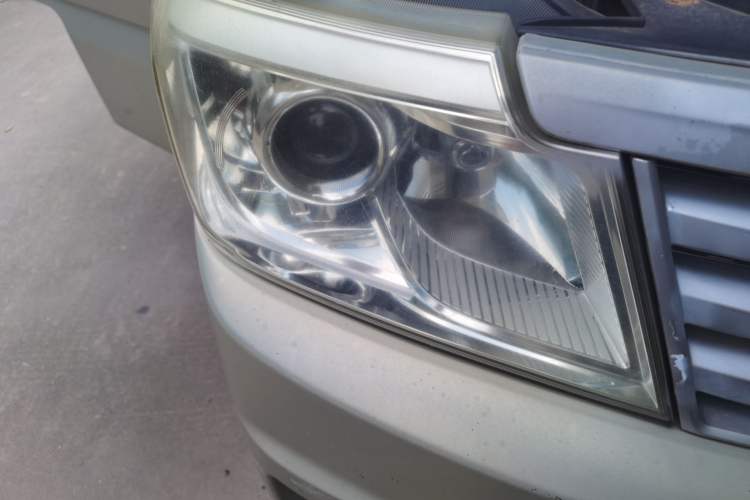 Used CHANGAN KAICHENG Star 9 2015 1.5L Base Version 4G15S Right Front Headlight