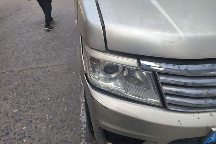 Used CHANGAN KAICHENG Star 9 2015 1.5L Base Version 4G15S Right Front Headlight