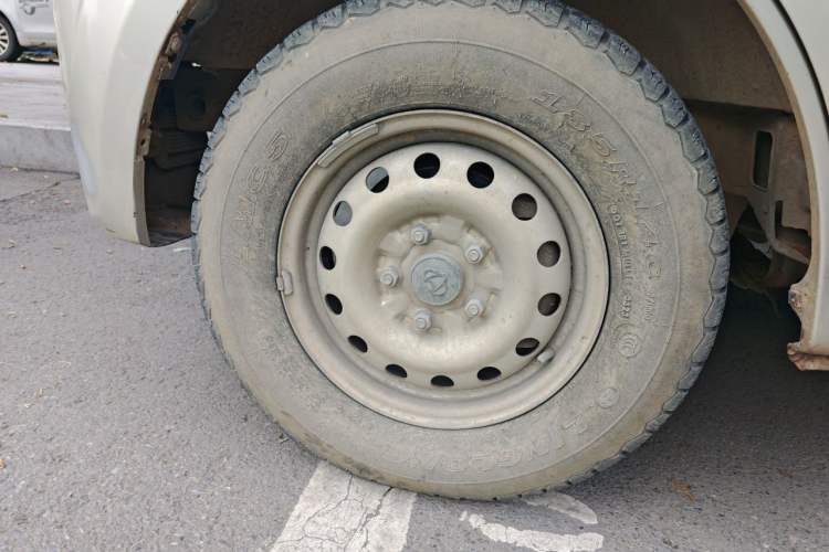 Used CHANGAN KAICHENG Star 9 2015 1.5L Base Version 4G15S Right Front Wheel Hub