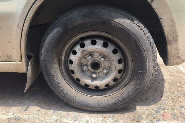 Used CHANGAN KAICHENG Star 9 2015 1.5L Base Version 4G15S Right Front Wheel Hub