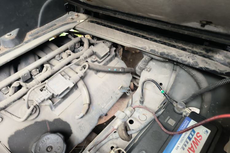 Used CHANGAN KAICHENG Star 9 2015 1.5L Base Version 4G15S Engine Bay Right