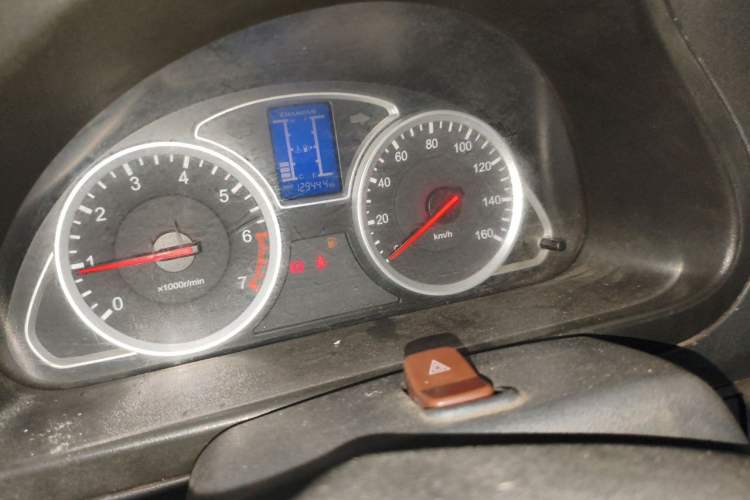 Used CHANGAN KAICHENG Star 9 2015 1.5L Base Version 4G15S Instrument Cluster