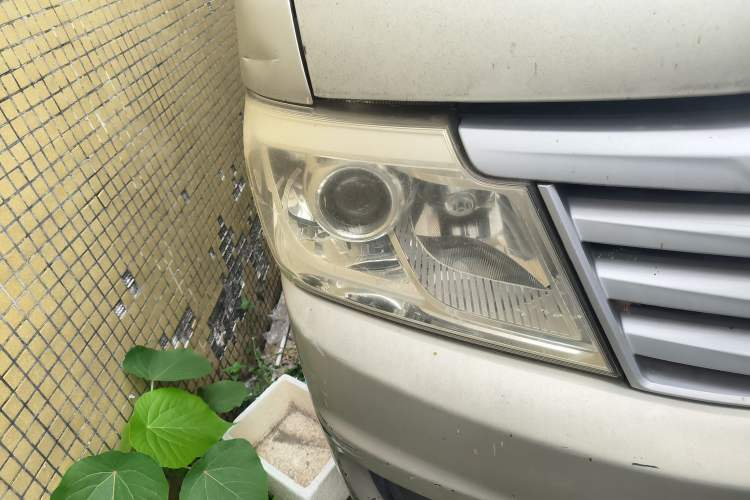 Used CHANGAN KAICHENG Star 9 2015 1.5L Base Version 4G15S Right Front Headlight