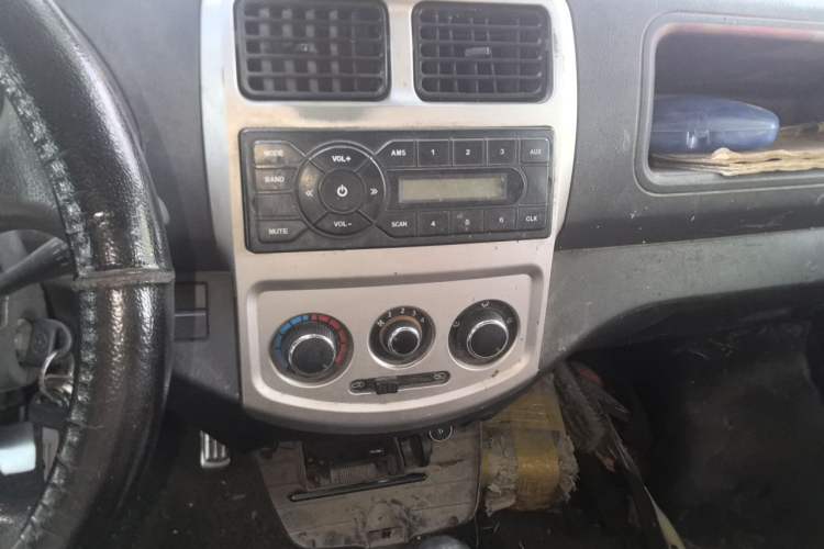 Used CHANGAN KAICHENG Star 9 2015 1.5L Base Version 4G15S Audio And AC Panel