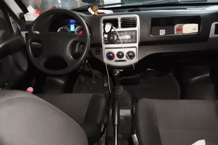 Used CHANGAN KAICHENG Star 9 2015 1.5L Base Version 4G15S Center Console